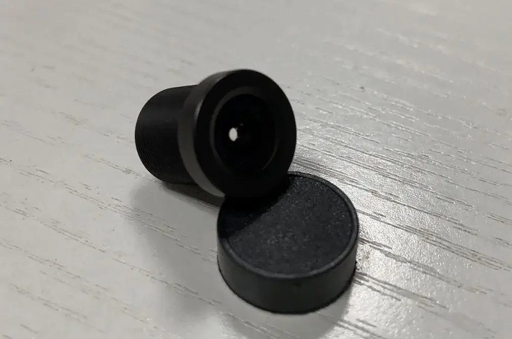 BB0003 1/3  - 2.1mm - FOV 165  - Runcam Camera 评论和价格